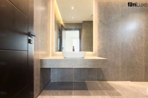 Villa para arrendamento em Al Barsha, Dubai, EAU 3 quartos, 1318.7 m2 № 678147 - foto 16