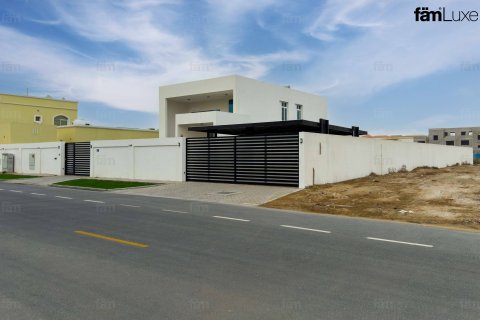 ویلا برای اجاره در Al Barsha، Dubai، امارات متحده عربی 3 خوابه ، 1318.7 متر مربع ، شماره 678147 - تصویر 10