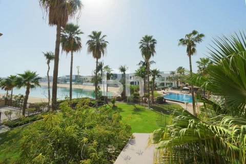 Vila u gradu Palm Jumeirah, Dubai, UAE 4 spavaće sobe, 470 m2 Br. 645281 - Slika 6