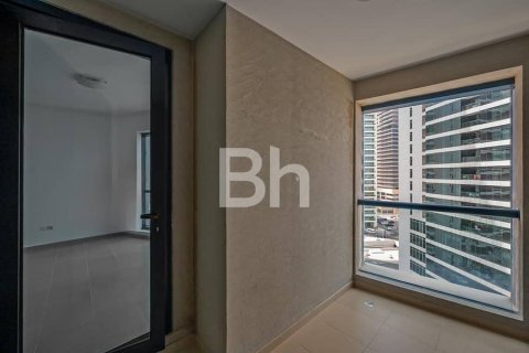 Apartmen di Jumeirah Lake Towers, Dubai, UAE 2 bilik tidur, 138 meter persegi № 645279 - foto 15