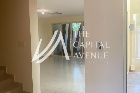 Townhouse in Khalifa City, Abu Dhabi, UAE 3 bedrooms, 199.93 sq.m. № 741245 - photo 7