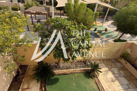 Townhouse in Khalifa City, Abu Dhabi, UAE 3 bedrooms, 199.93 sq.m. № 741245 - photo 10