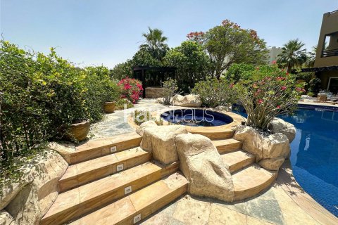 Vila v Arabian Ranches, Dubai, SAE 6 ložnice, 895 m² Č.: 627062 - fotografie 2