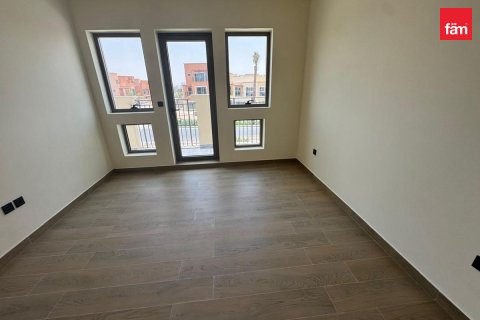 Rijtjeshuis te koop in Dubai, VAE 5 slaapkamers, 219.5 vr.m., nr 765788 - foto 5