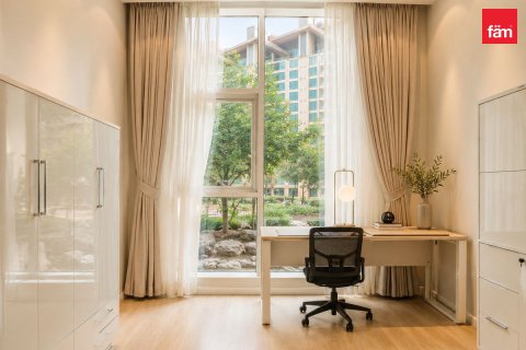 דירה למכירה ב Palm Jumeirah, Dubai, איחוד האמירויות  3 חדרי שינה, 210.5 מ"ר, מספר 753276 - תמונה 12
