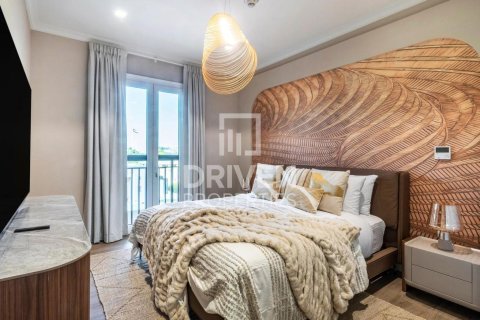 Villa sa Jumeirah, Dubai, UAE 5 silid-tulugan, 602.38 sq.m. № 742618 - larawan 4
