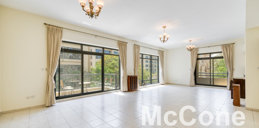 Byt v Greens, Dubai, SAE 4 ložnice, 229.93 m² Č.: 586919