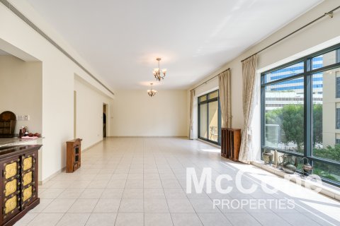 Byt v Greens, Dubai, SAE 4 ložnice, 229.93 m² Č.: 586919 - fotografie 3
