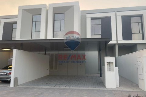 Řadový dům v Al Furjan, Dubai, SAE 3 ložnice, 254.1 m² Č.: 571405 - fotografie 17