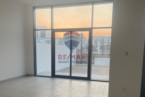 Řadový dům v Al Furjan, Dubai, SAE 3 ložnice, 254.1 m² Č.: 571405 - fotografie 19