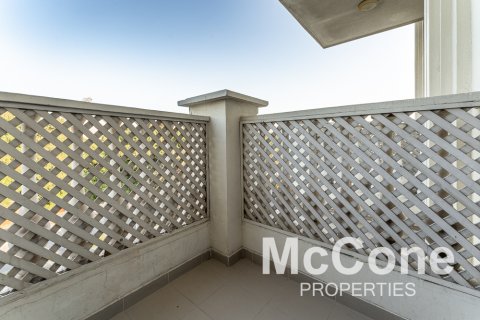 Apartment in Jumeirah Village Circle, Dubai, UAE 2 bedrooms, 112.51 sq.m. № 587565 - photo 15