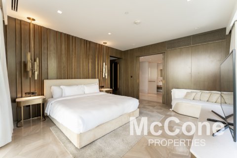 Apartment in Palm Jumeirah, Dubai, UAE 3 bedrooms, 725.29 sq.m. № 587567 - photo 6