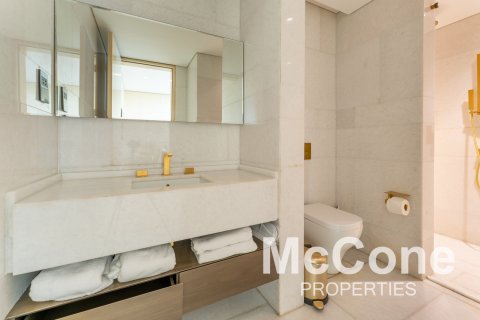 Apartment in Palm Jumeirah, Dubai, UAE 3 bedrooms, 725.29 sq.m. № 587567 - photo 17