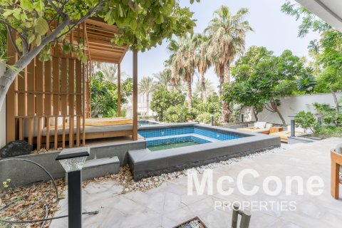 Apartment in Palm Jumeirah, Dubai, UAE 3 bedrooms, 725.29 sq.m. № 587567 - photo 26