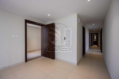 Apartment in Al Reem Island, Abu Dhabi, UAE 3 bedrooms, 143 sq.m. № 616092 - photo 6