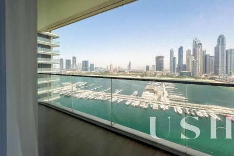 Apartment in Dubai Harbour, Dubai, UAE 2 bedrooms, 111 sq.m. № 621054 - photo 15