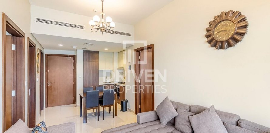 Apartment in Business Bay, Dubai, UAE 2 bedrooms, 85 sq.m. № 601780