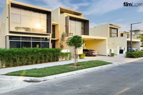 Müüa villa asukohaga Dubai Hills Estate, AÜE: 4 magamistoaga, 799.5 m² Nr 646879 - pilt 23