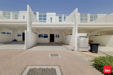 Villa en venta en Dubai, EAU 3 dormitorios, 154.5 m2 № 646877 - foto 1