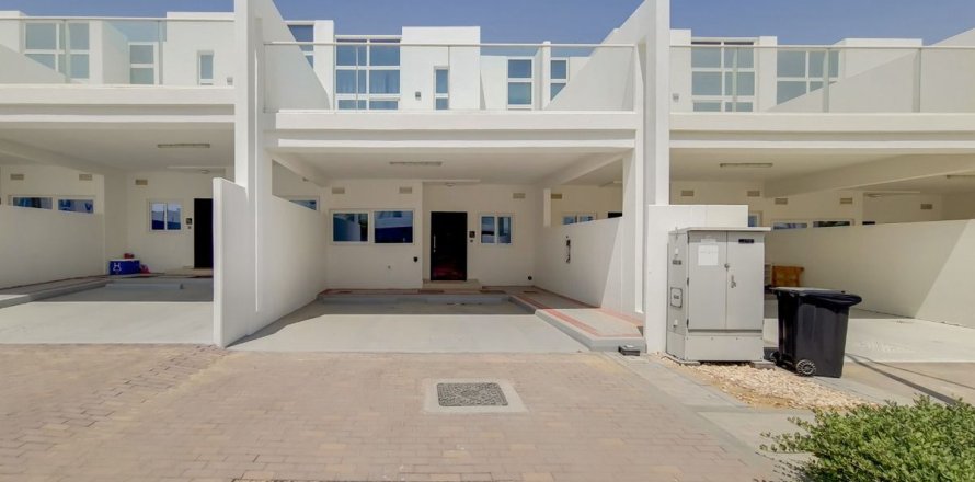 Villa en Dubai, EAU 3 dormitorios, 154.5 m² № 646877