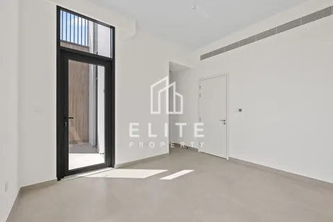 Vilë në Dubai, Emiratet e Bashkuara Arabe 4 dhoma gjumi № 646486 - Foto 11