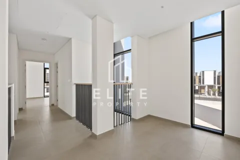 Vilë në Dubai, Emiratet e Bashkuara Arabe 4 dhoma gjumi № 646486 - Foto 9