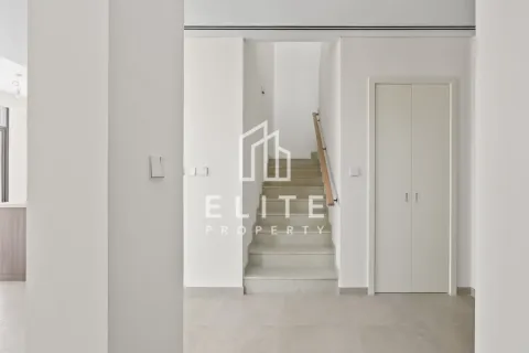 Vilë në Dubai, Emiratet e Bashkuara Arabe 4 dhoma gjumi № 646486 - Foto 16