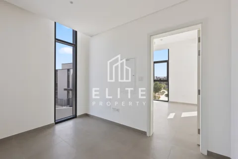Vilë në Dubai, Emiratet e Bashkuara Arabe 4 dhoma gjumi № 646486 - Foto 8