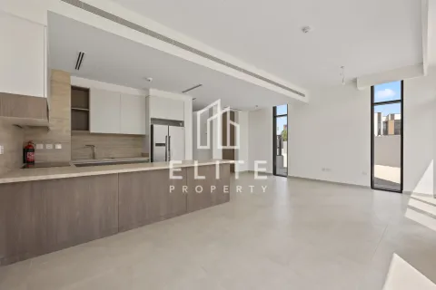 Vilë në Dubai, Emiratet e Bashkuara Arabe 4 dhoma gjumi № 646486 - Foto 4