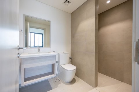 Commercial property on the Yas Island, Abu Dhabi, UAE 5 bedrooms, 289 sq.m. № 594575 - photo 16