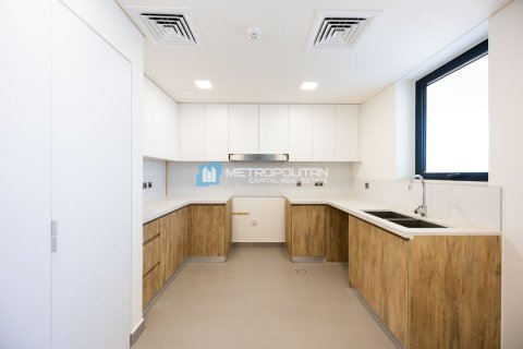 Townhouse on the Yas Island, Abu Dhabi, UAE 3 bedrooms, 166 sq.m. № 594576 - photo 5