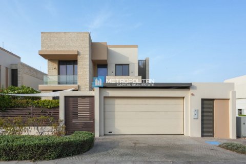 阿联酋 Abu Dhabi Saadiyat Island 待租 : 618 平方米 , 编号594571 - 照片 1