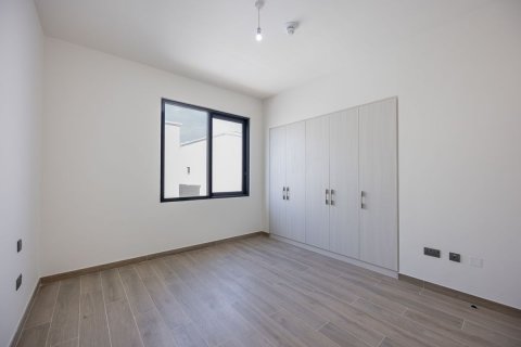 Commercial property on the Yas Island, Abu Dhabi, UAE 3 bedrooms, 189 sq.m. № 594573 - photo 7