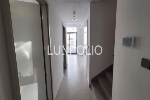 Townhouse in Arabian Ranches 3, Dubai, UAE 3 bedrooms, 180 sq.m. № 627505 - photo 13