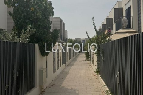 Townhouse in Arabian Ranches 3, Dubai, UAE 3 bedrooms, 180 sq.m. № 627505 - photo 21