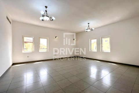 Villa in The Villa, Dubai, UAE 5 bedrooms, 948.63 sq.m. № 765041 - photo 6