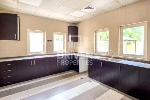 Villa in The Villa, Dubai, UAE 5 bedrooms, 948.63 sq.m. № 765041 - photo 15