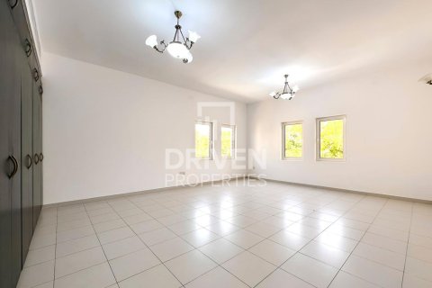 Villa in The Villa, Dubai, UAE 5 bedrooms, 948.63 sq.m. № 765041 - photo 8