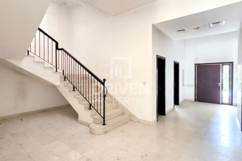 Villa in The Villa, Dubai, UAE 5 bedrooms, 948.63 sq.m. № 765041 - photo 14