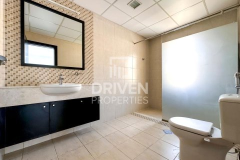 Villa in The Villa, Dubai, UAE 5 bedrooms, 948.63 sq.m. № 765041 - photo 18