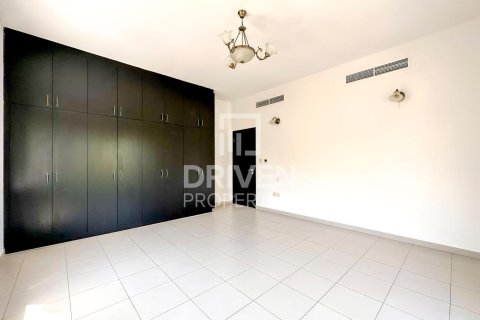 Villa in The Villa, Dubai, UAE 5 bedrooms, 948.63 sq.m. № 765041 - photo 13