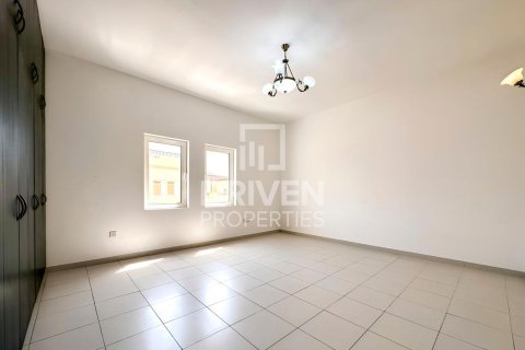 Villa in The Villa, Dubai, UAE 5 bedrooms, 948.63 sq.m. № 765041 - photo 10