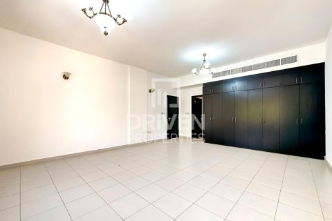 Villa in The Villa, Dubai, UAE 5 bedrooms, 948.63 sq.m. № 765041 - photo 9