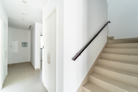 Dubai, BAE’de satılık sıra ev 4 yatak odası, 205 m&sup2; No 696152 - fotoğraf 7
