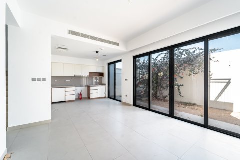 Dubai, BAE’de satılık sıra ev 4 yatak odası, 205 m&sup2; No 696152 - fotoğraf 3