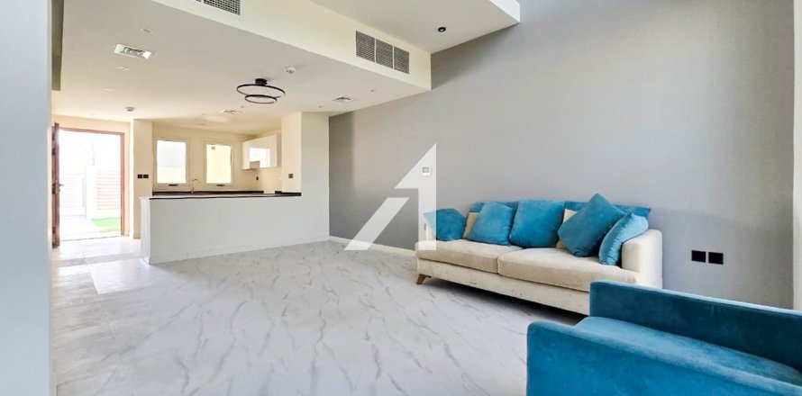 Villa asukohaga Dubai Land, AÜE: 2 magamistoaga, 165 m² Nr 679703