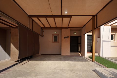 טאונהאוס למכירה ב Al Reef, Abu Dhabi, איחוד האמירויות 2 חדרי שינה, 117.24 מ"ר, מספר 748368 - תמונה 14