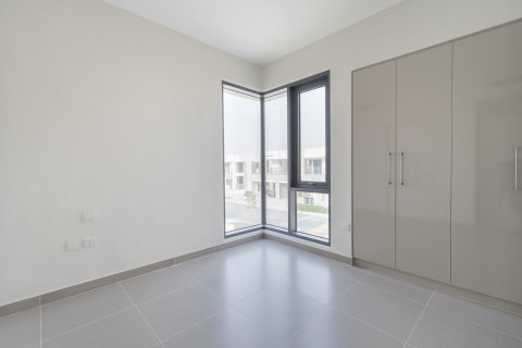 Casa urbana para arrendamento em Dubai Hills Estate, Dubai, EAU 5 quartos, 285.35 m2 № 750547 - foto 11