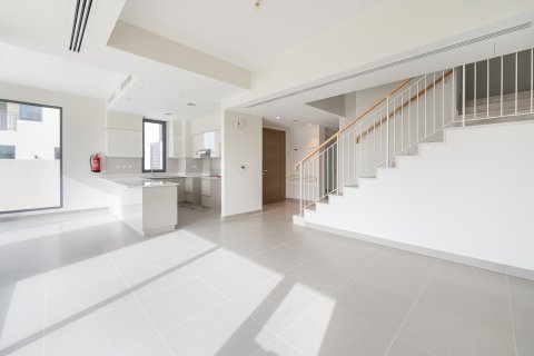 Casa urbana para arrendamento em Dubai Hills Estate, Dubai, EAU 5 quartos, 285.35 m2 № 750547 - foto 4