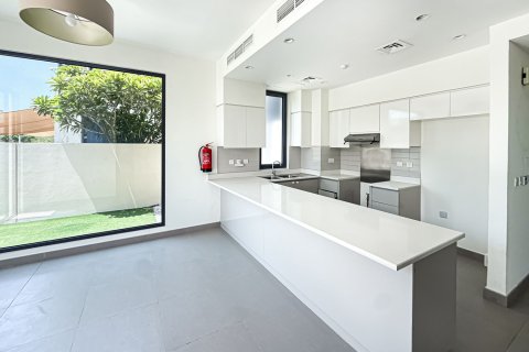 Casa urbana para arrendamento em Dubai Hills Estate, Dubai, EAU 5 quartos, 285.35 m2 № 750547 - foto 5